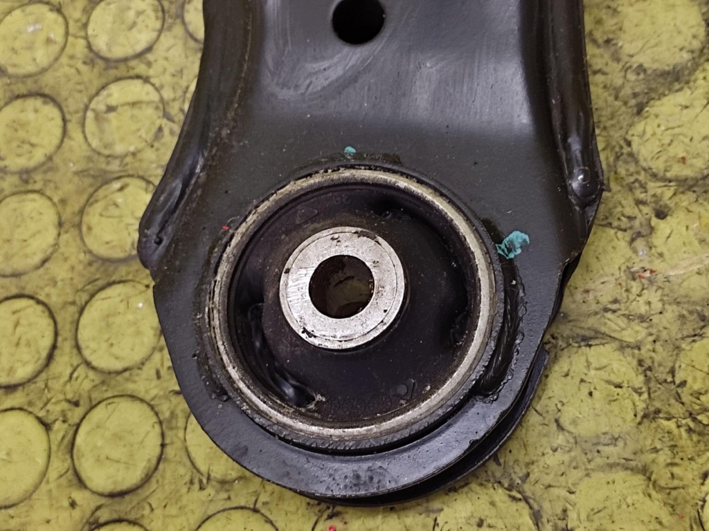 VW GOLF IV 1.9 TDI 4X4 arm right front