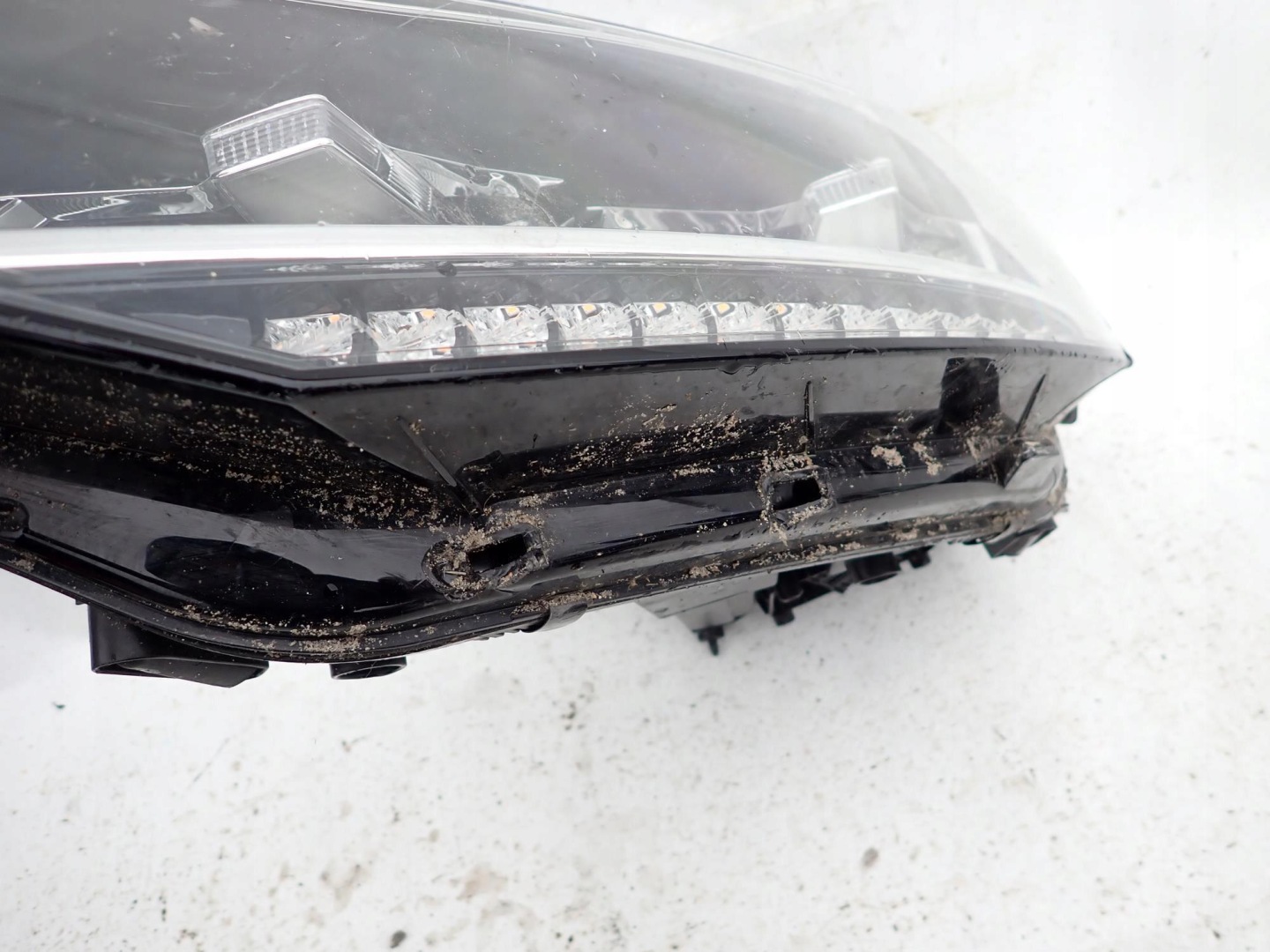 VW TOURAN II 2 15-> light front left FULL LED