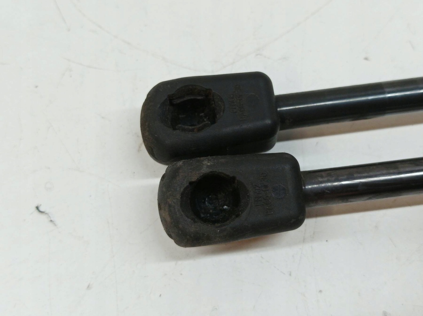 damper bonnets left right KOMPLET L494 J8A216C826AB Range Rover Sport II
