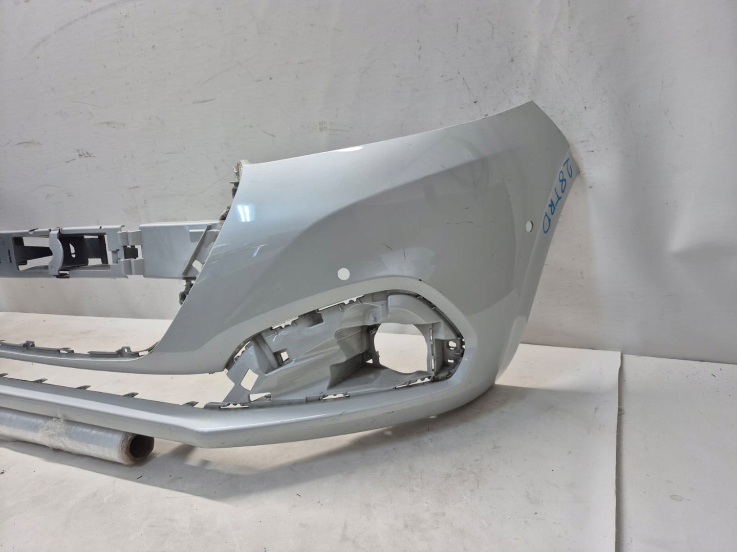 PEUGEOT 208 and 1 LIFT 15-19 bumper front front PDC