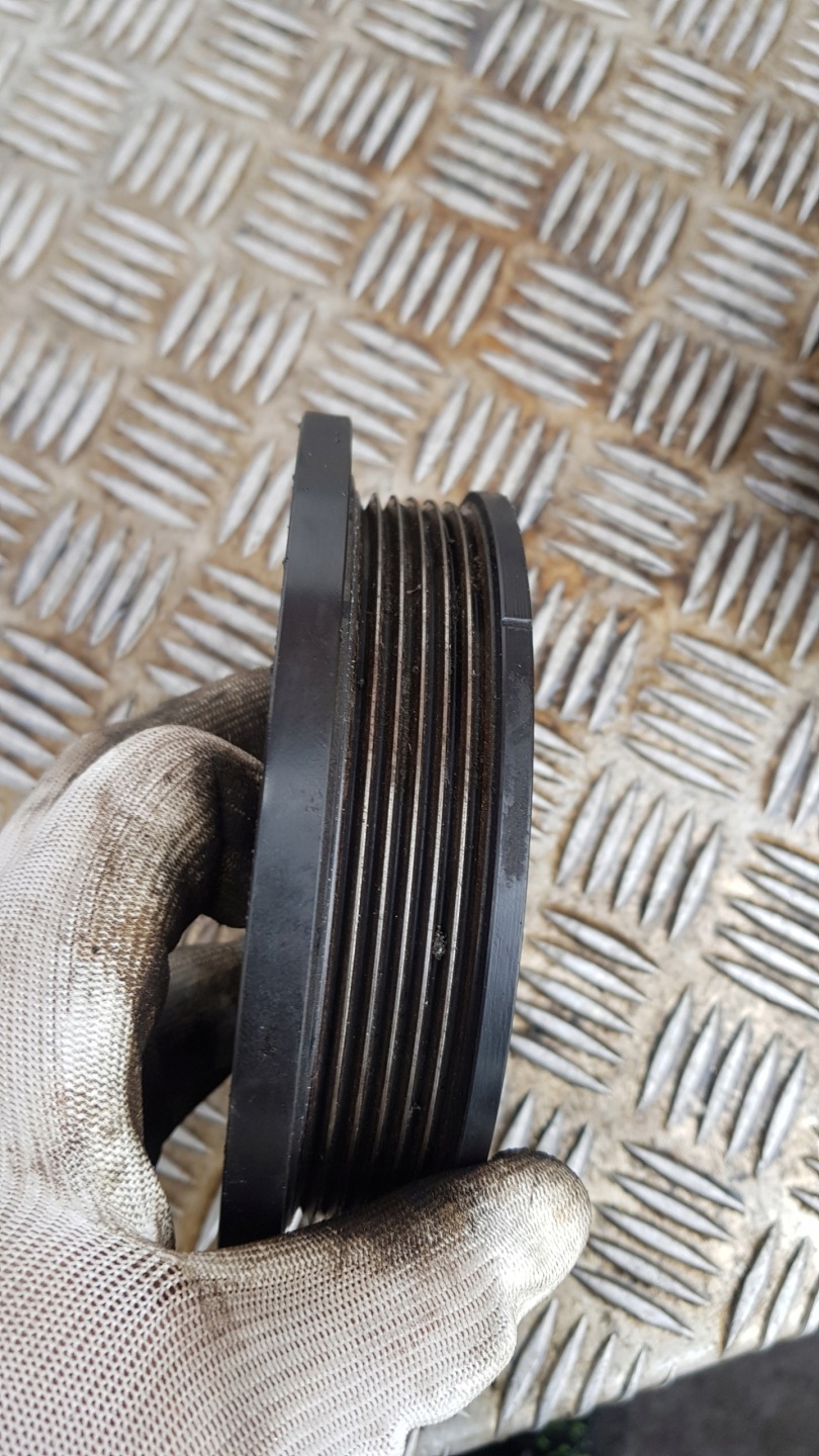 GOLF IV BORA 2.3 V5 remenica vačky