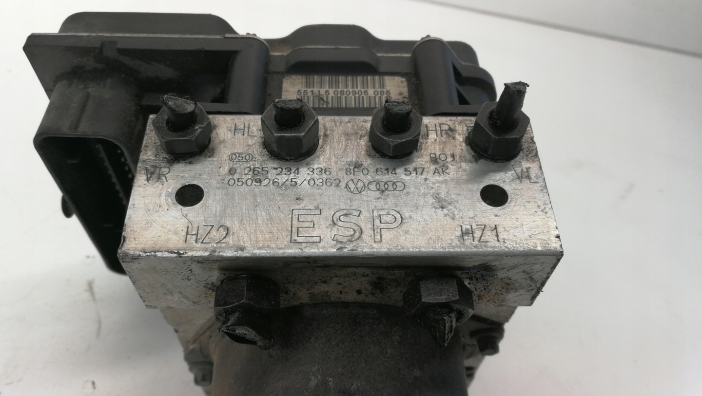 pumpa ABS ESP AUDI A4 B7 8E0910517D 8E0614517AK