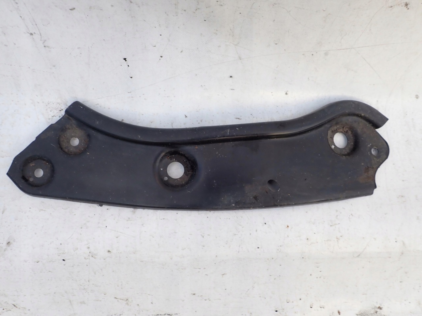 VOLKSWAGEN CADDY III 10->left holder wall support lights 1T0805931A