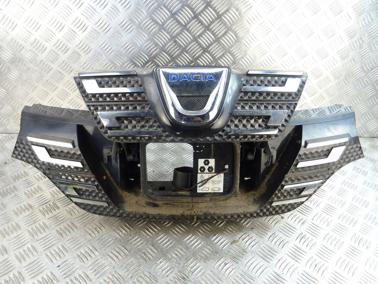 DACIA SPRING maska 62310527