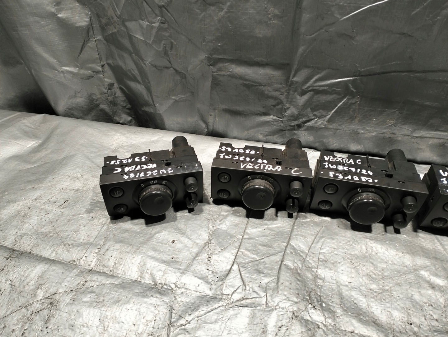Pulsante interruttore luci OPEL VECTRA C 9185881