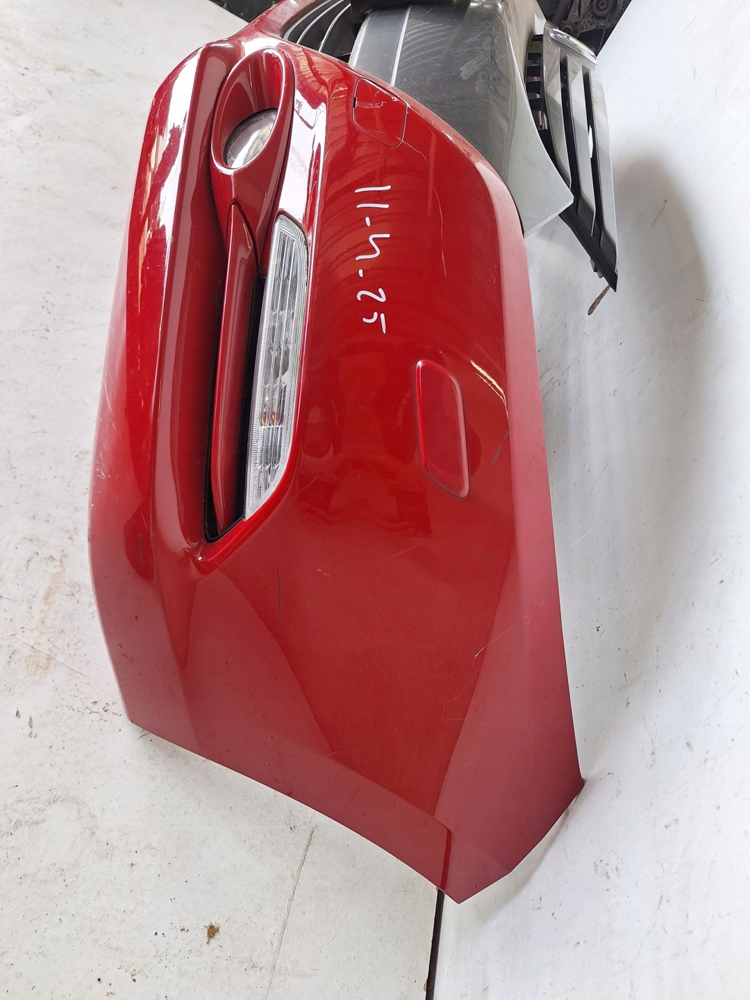 HONDA INSIGHT II 09-10 bumper + XENON R81
