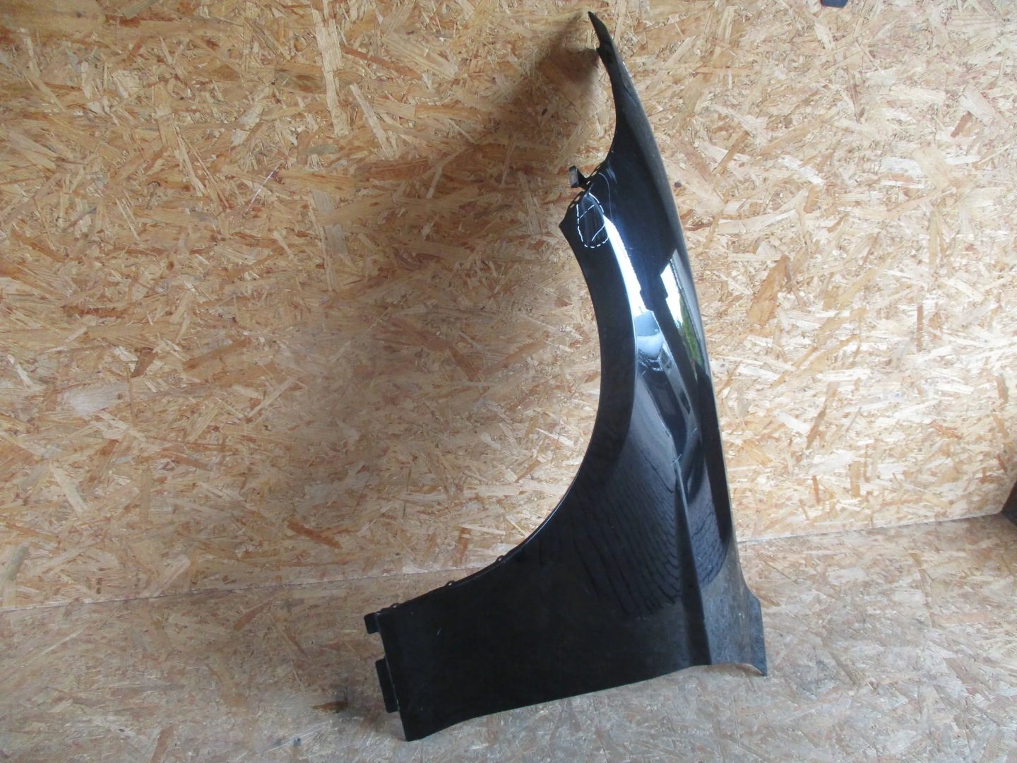 fender front front left BMW 1 F20 F21
