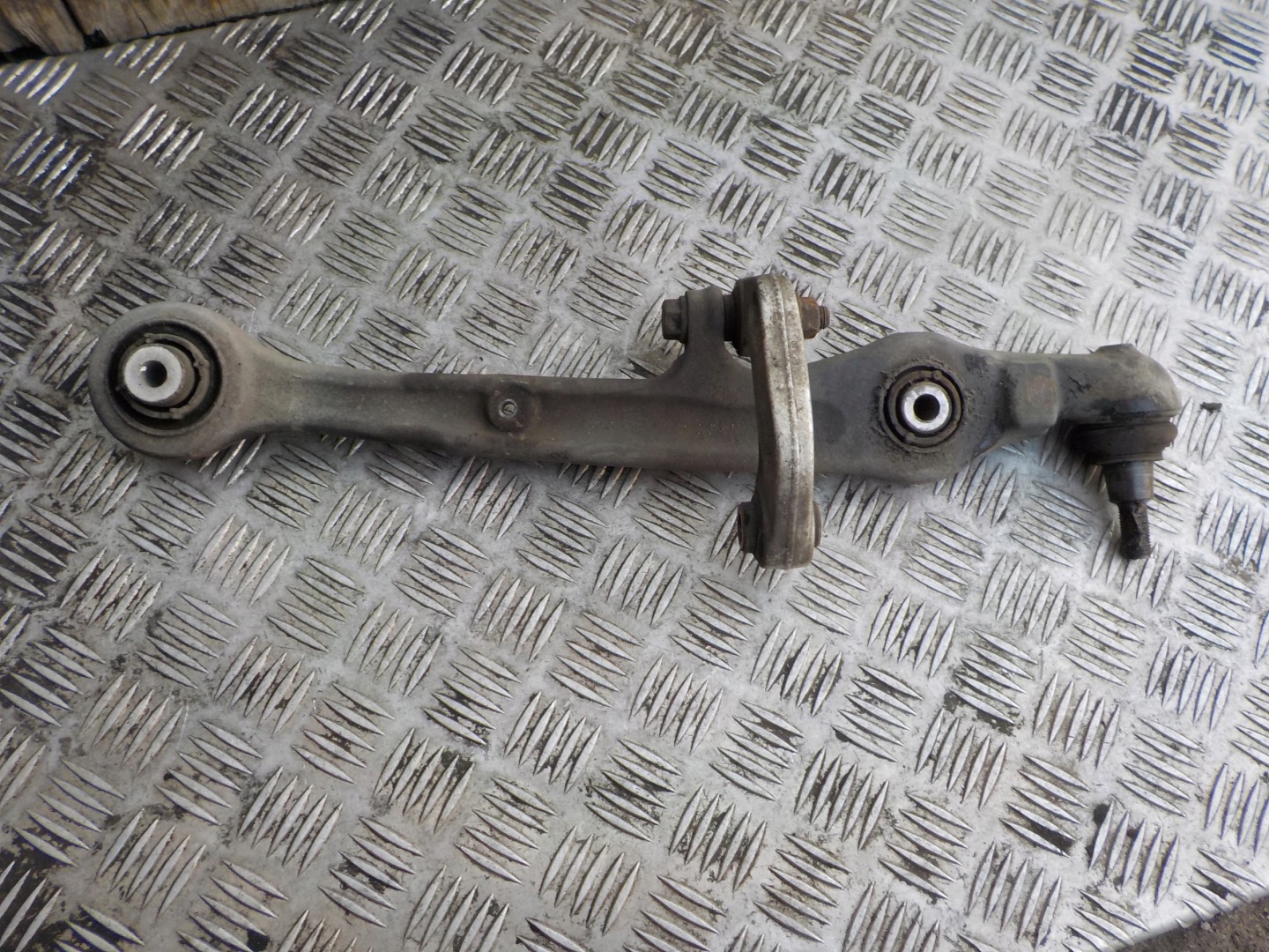 VW PHAETON querlenker vorne vorne 4E04071550E