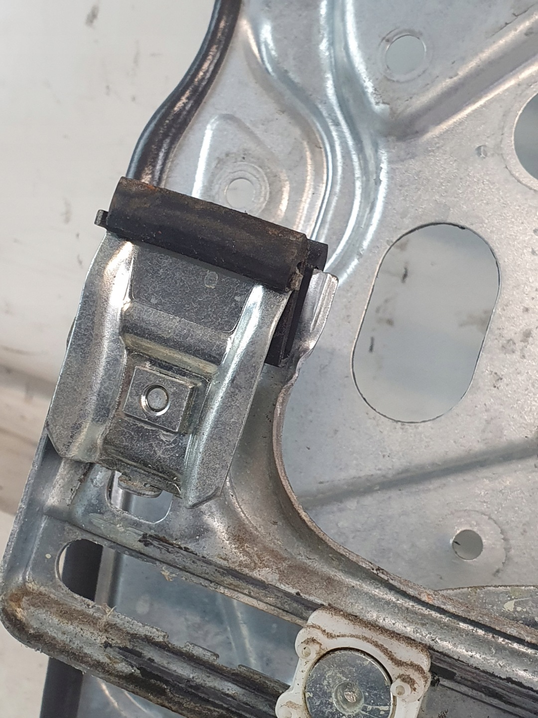 PODNIOSNIK windows right front OE 8M51R219A64AA FORD KUGA and 09r.