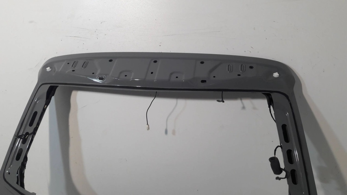 Audi Q2 rear trunk door 2022 ROK unprotected (H106)