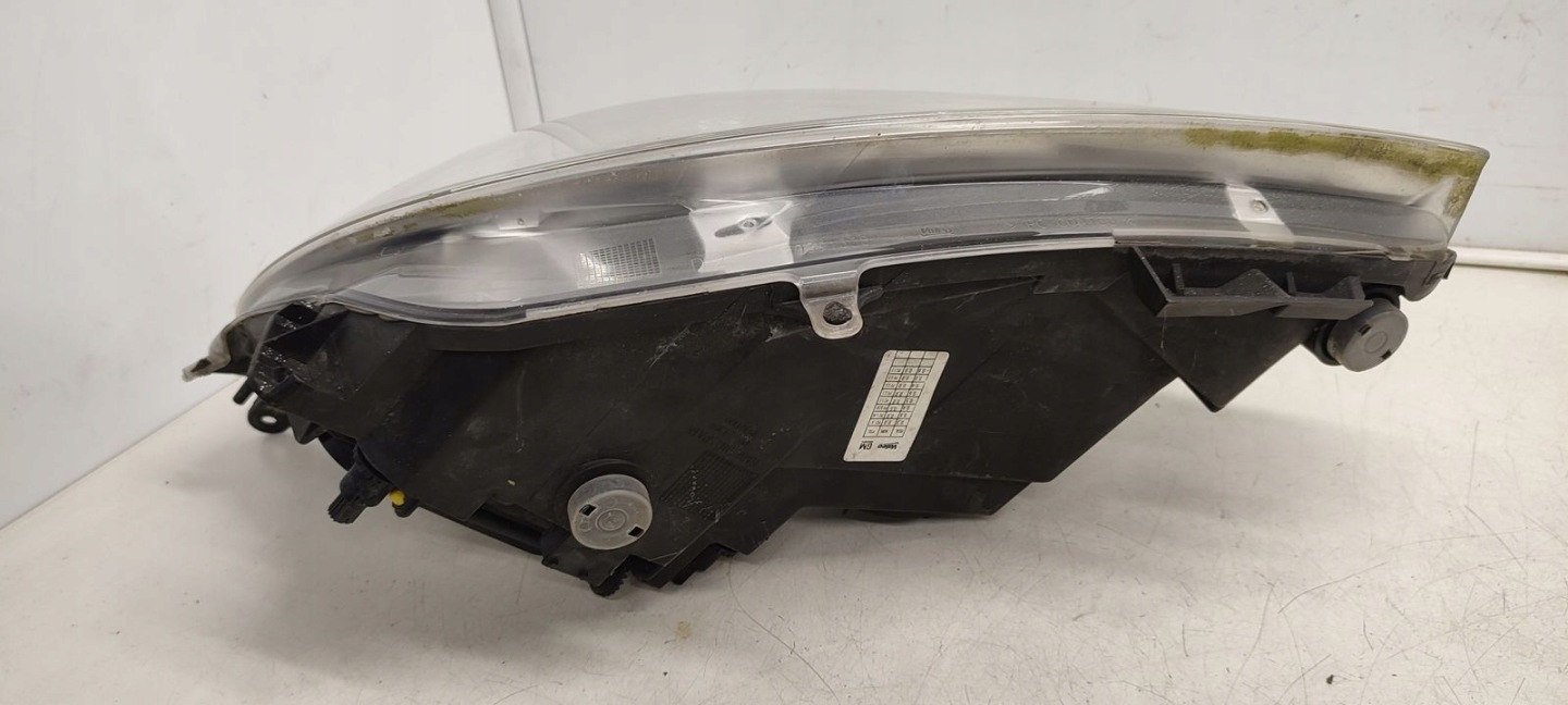 light front front right Opel Corsa D