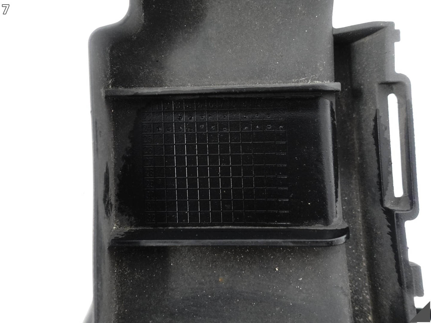 MERCEDES E-KLASA W214 23- support holder console W bumper rear part right