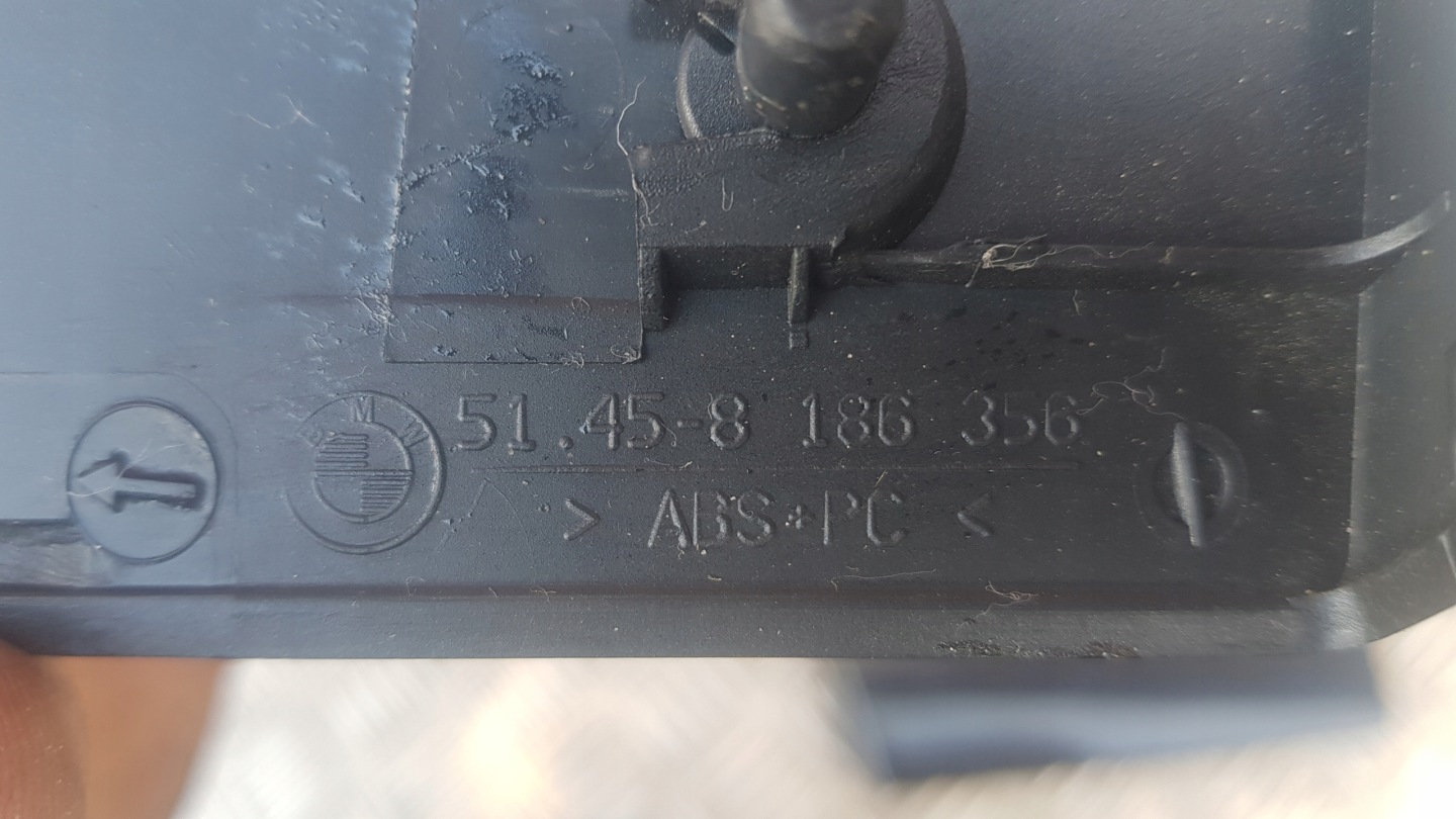 BMW E39 DEKOR of the dashboard ROZDZIELCZEJ left right