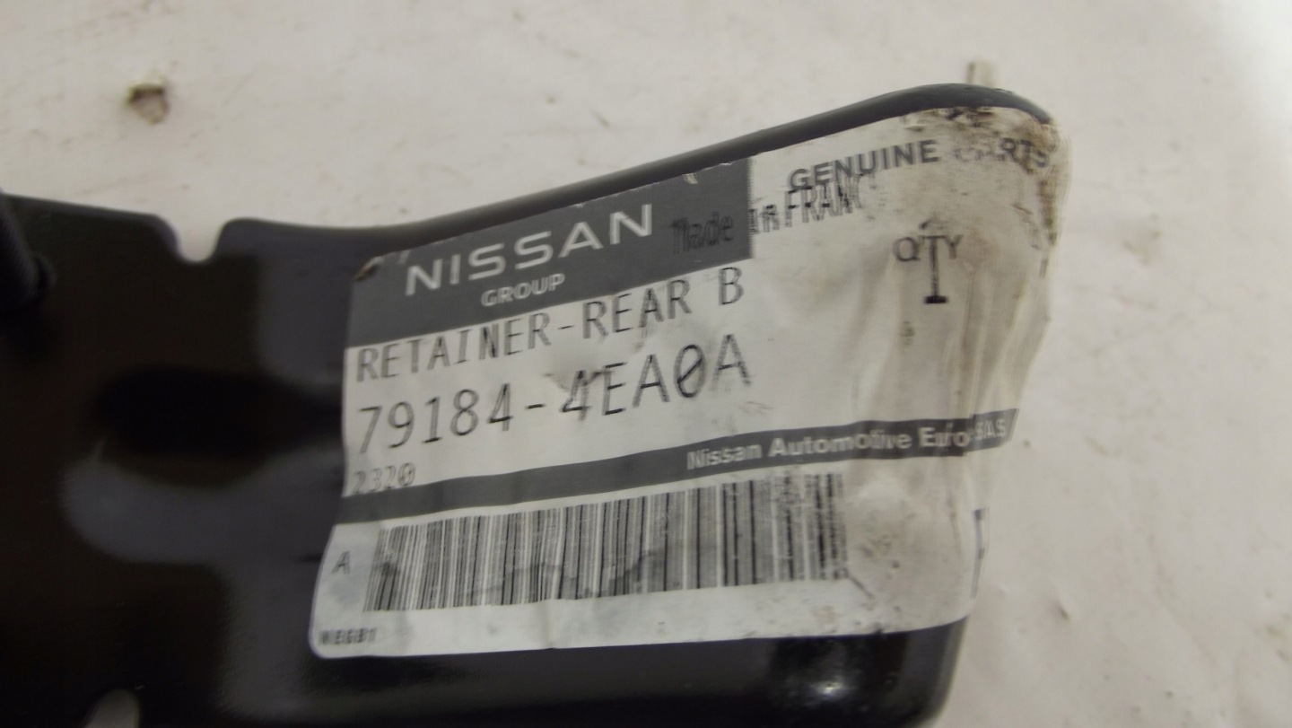 Nissan Qashqai II bumper bracket right rear part 791844EA04