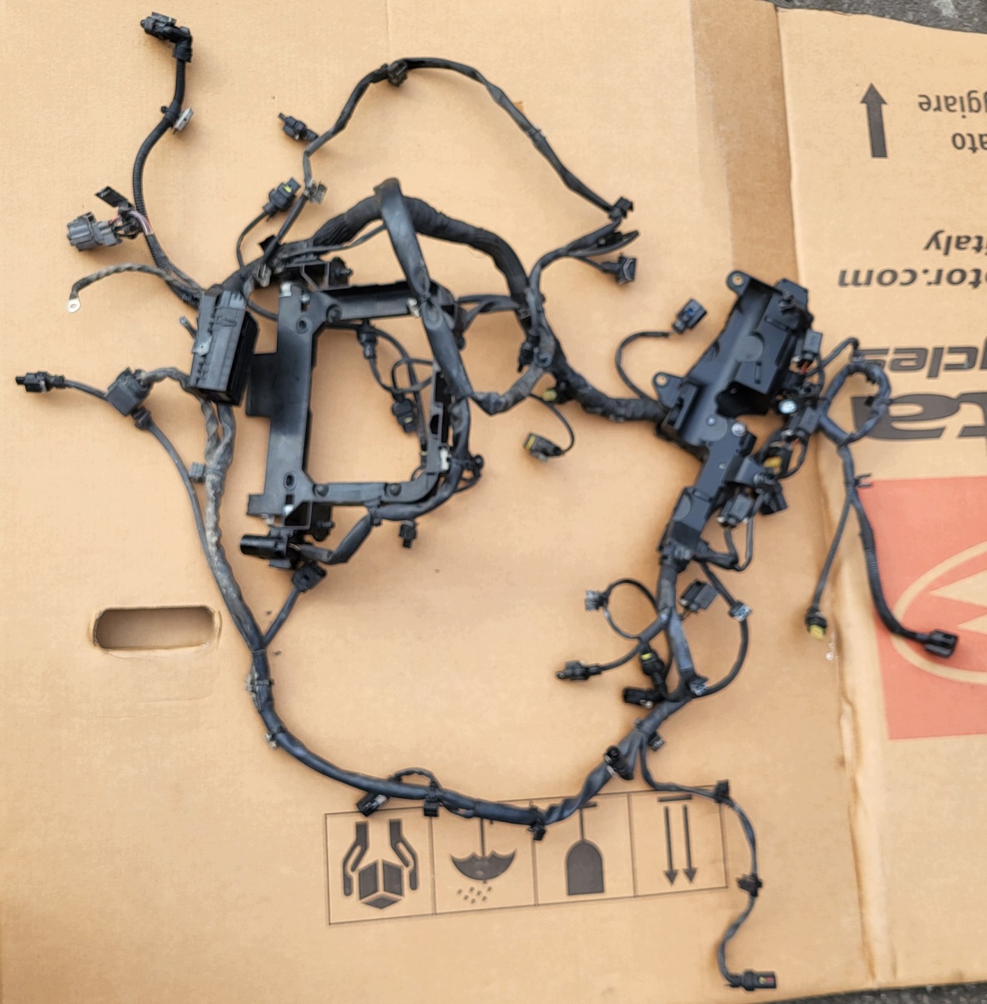 bundle motor wiring MERCEDES C W205 2.0 CGI A2740103307 A2741410140