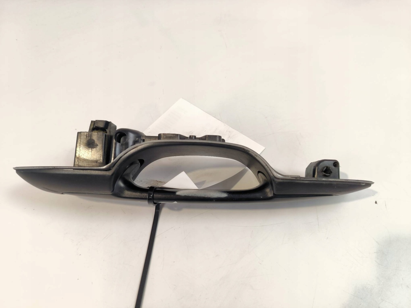 handle left rear part 82820-65D00 SUZUKI GRAND VITARA and