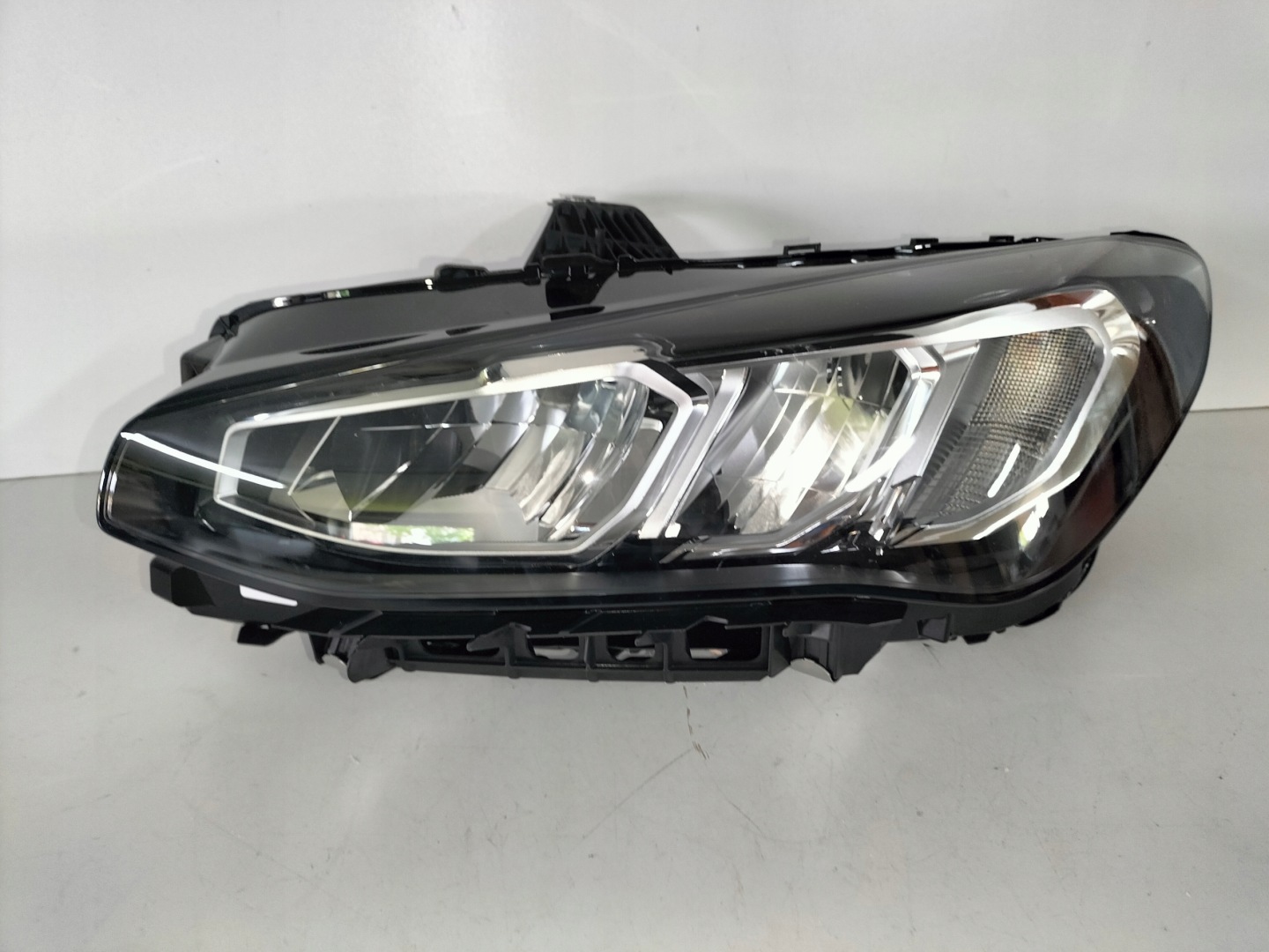 light front left BMW 2 U06 ACTIVE TOURER 21