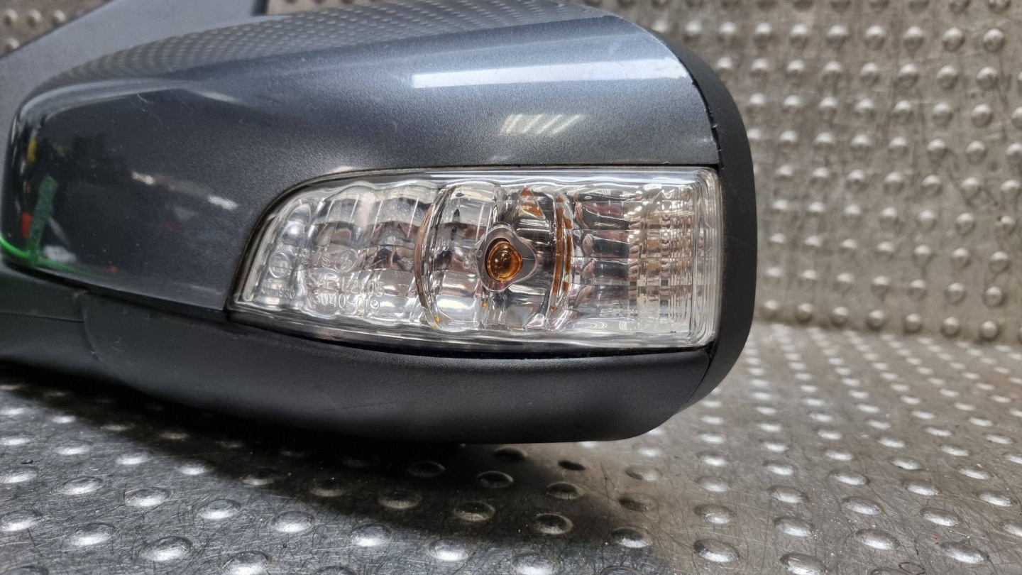 mirror left 8 PIN VOLVO C30 EUROPA