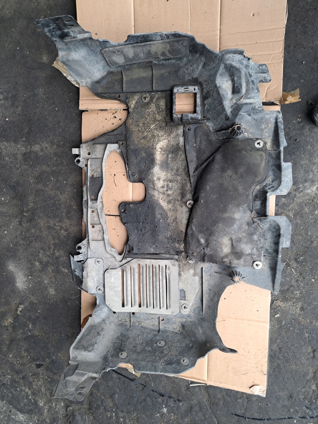 cover below engine SUBARU LEGACY IV 2.0 D DIESEL