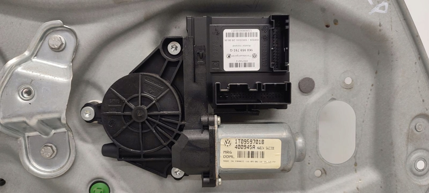 window regulator left front mechanism VW Touran and 1,9 TDI