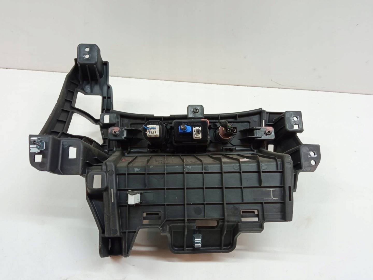 adapter USB 84760J3000 Hyundai Veloster II (2018-2022)