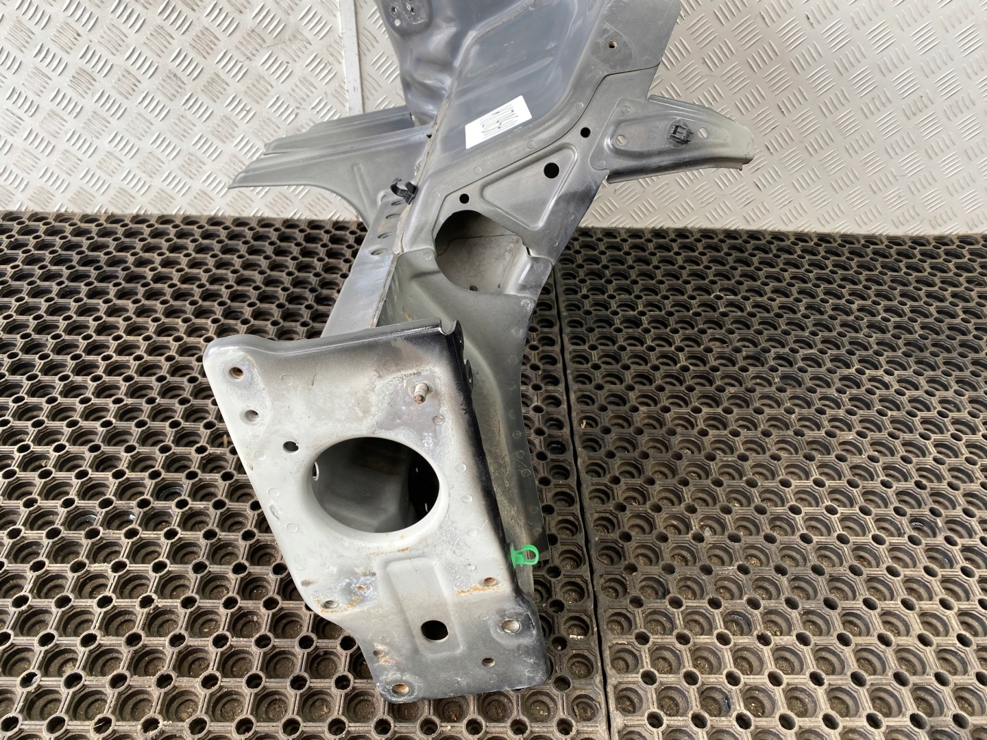 SUZUKI KIZASHI 09-14 quarter left FARTUCH front OE