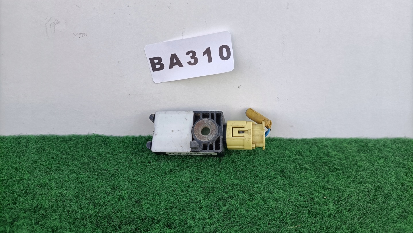 HONDA CRV CR-V 2 II Crashsensor Drucksensor modul 77970-S9A-C812-M1 BA310
