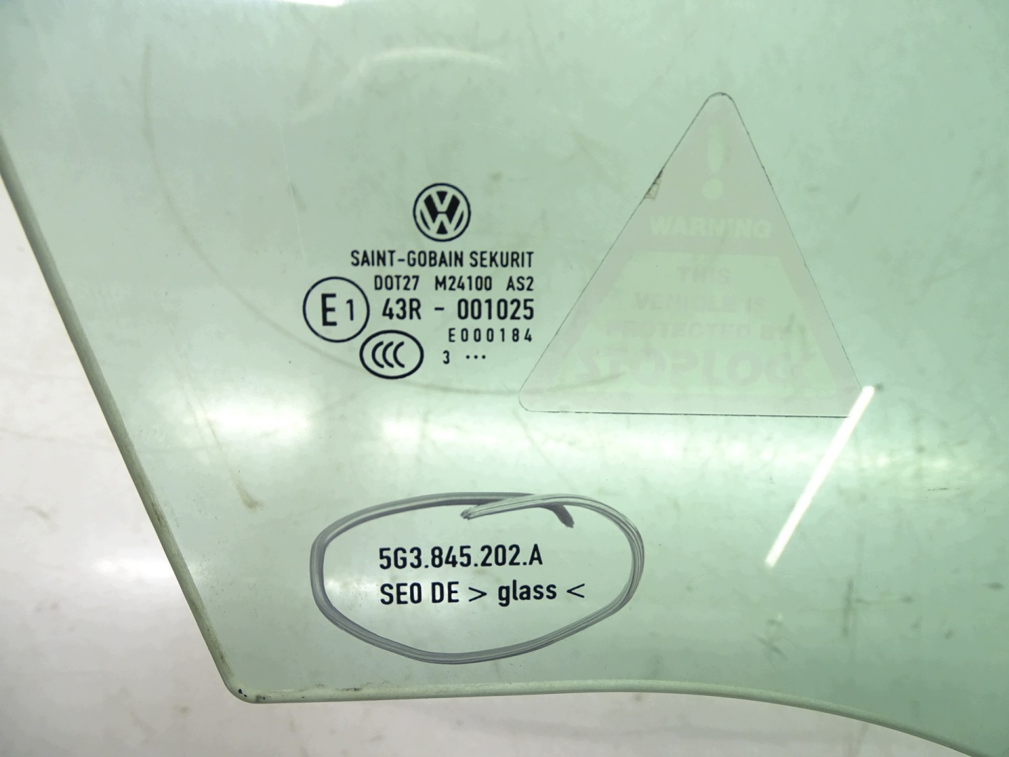 window side door right right front VW GOLF VII 3D 5G3845202A
