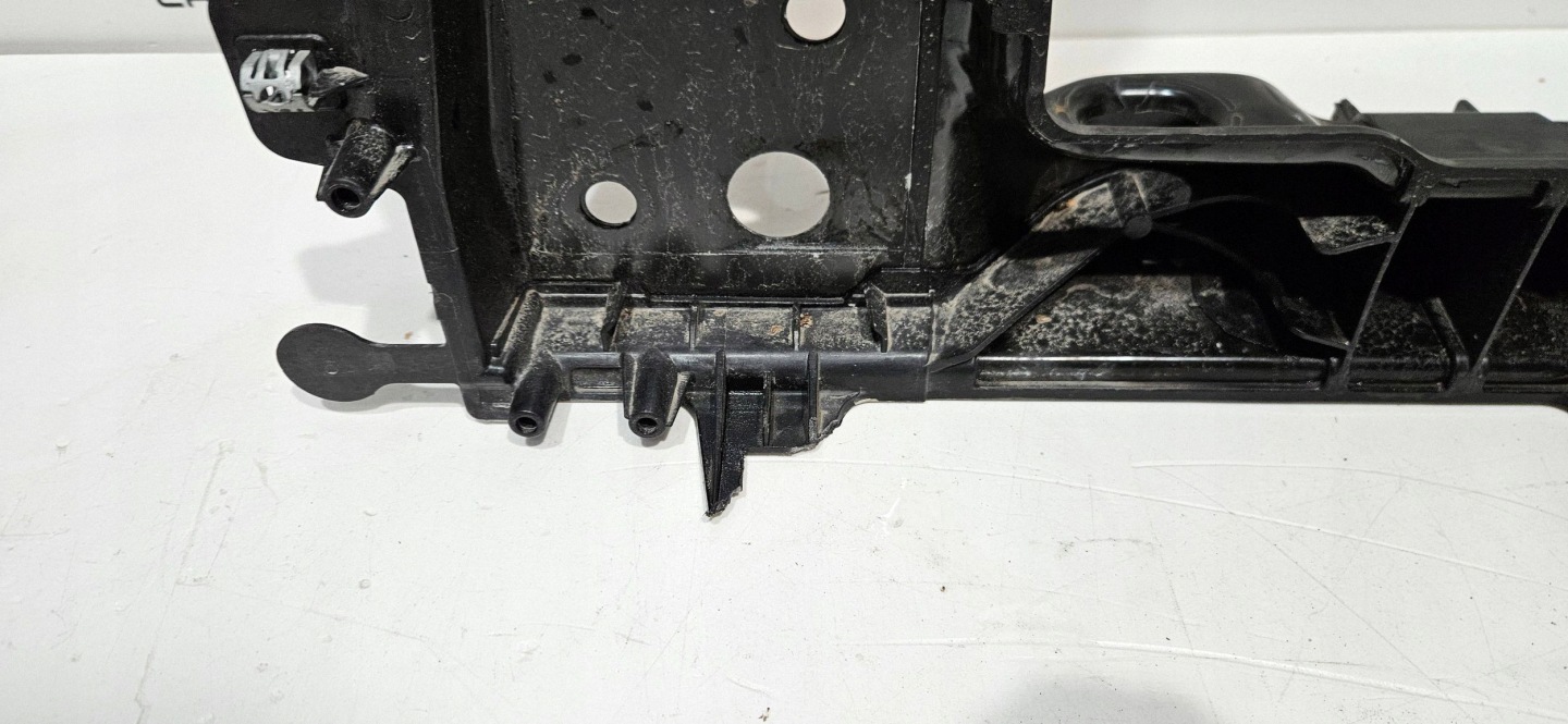 support panel for radiators front Renault Symbioz 625009824R