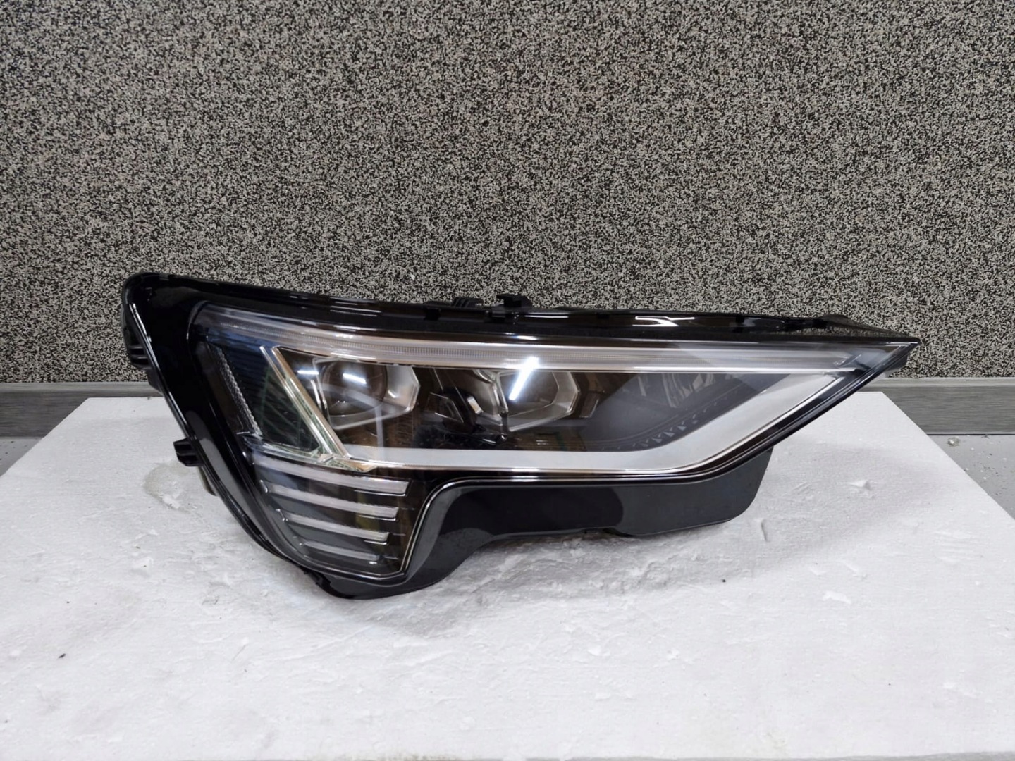 Licht rechts Audi E tron Q8 4KE Full Led komplet