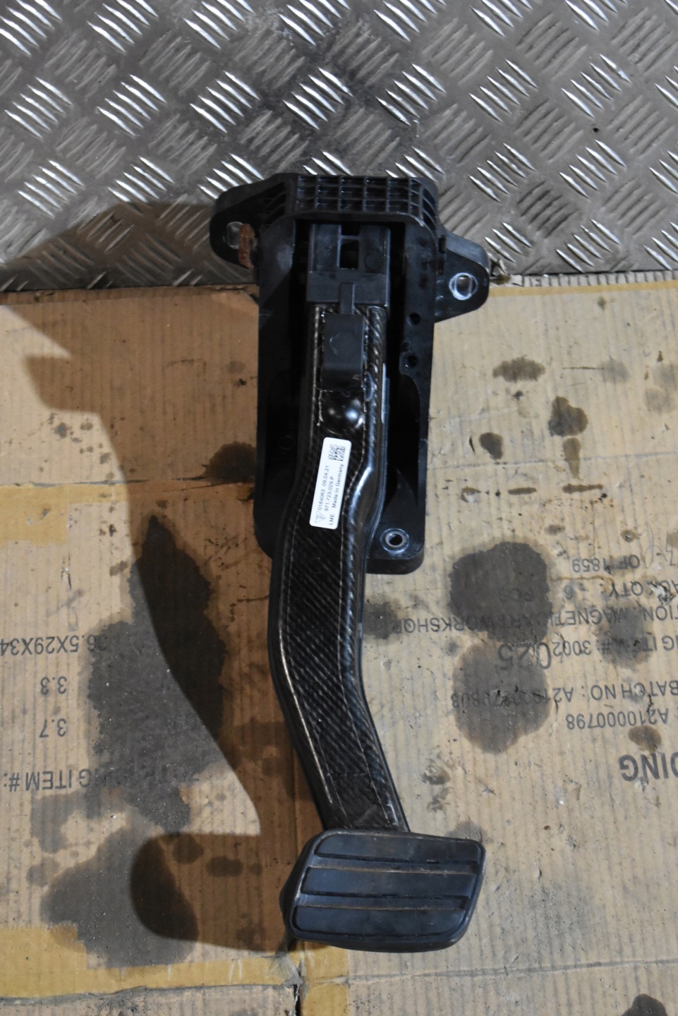 IDEALNY PEDAL Bremse PORSCHE PANAMERA 971 1