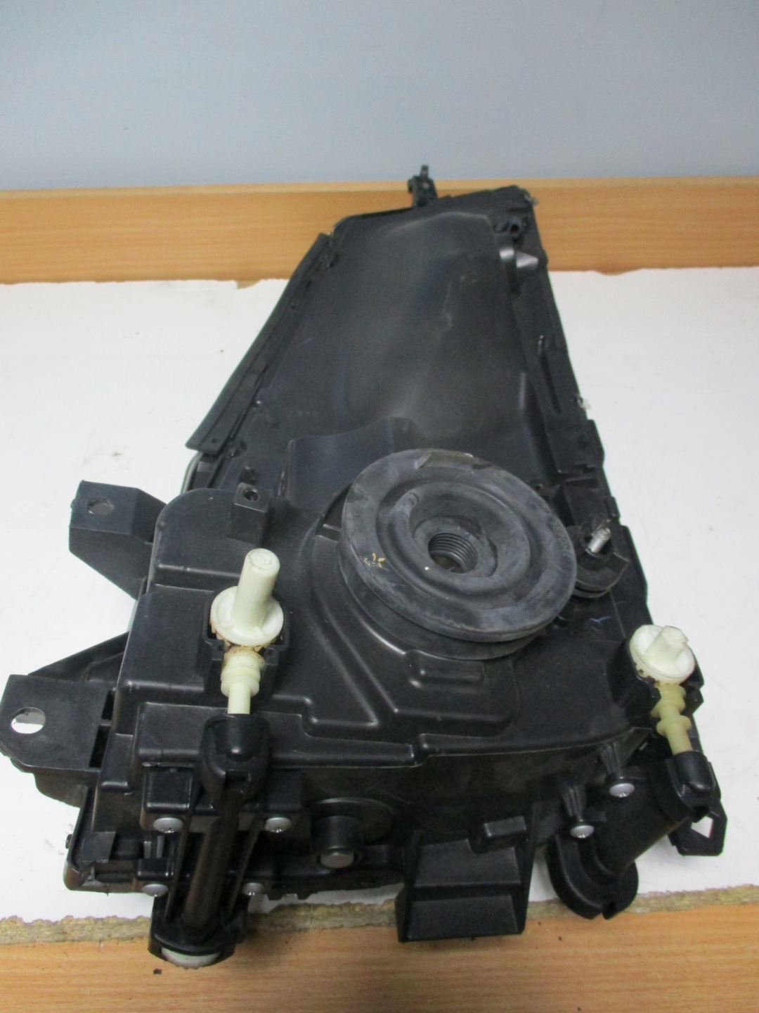 light front right Nissan Cabstar Maxity DEPO