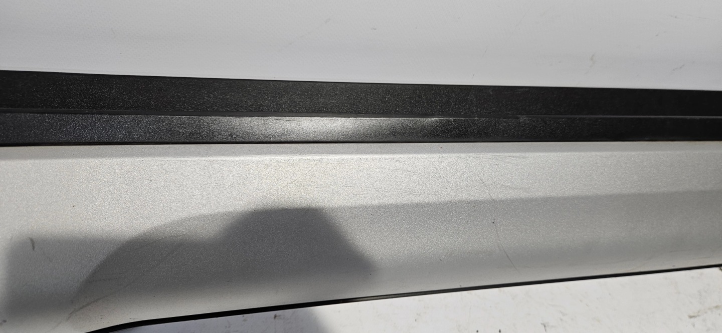 moulding threshold right SUZUKI SX4 SX-4 S-CROSS 13- original 77231-6IMO