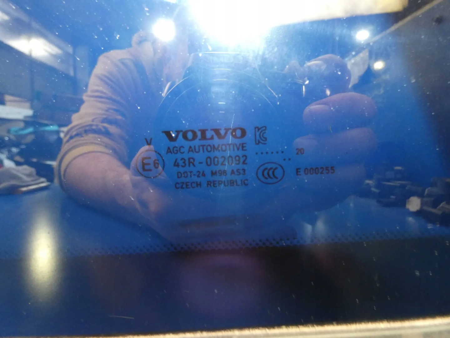 VOLVO XC90 II window bodywork left rear part 2020r
