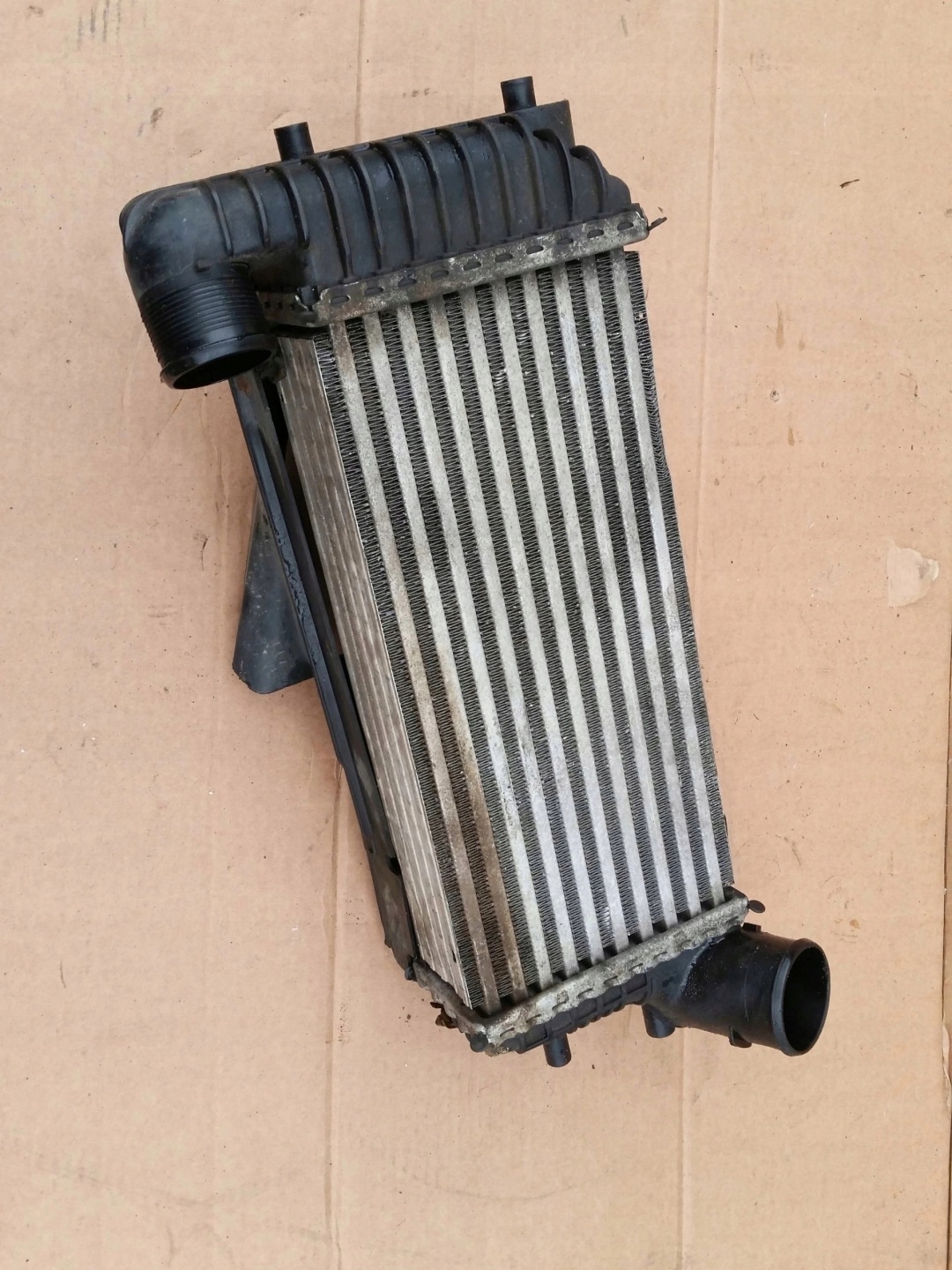 intercooler hűtő BV619L440CL FOCUS MK3 1.6 D