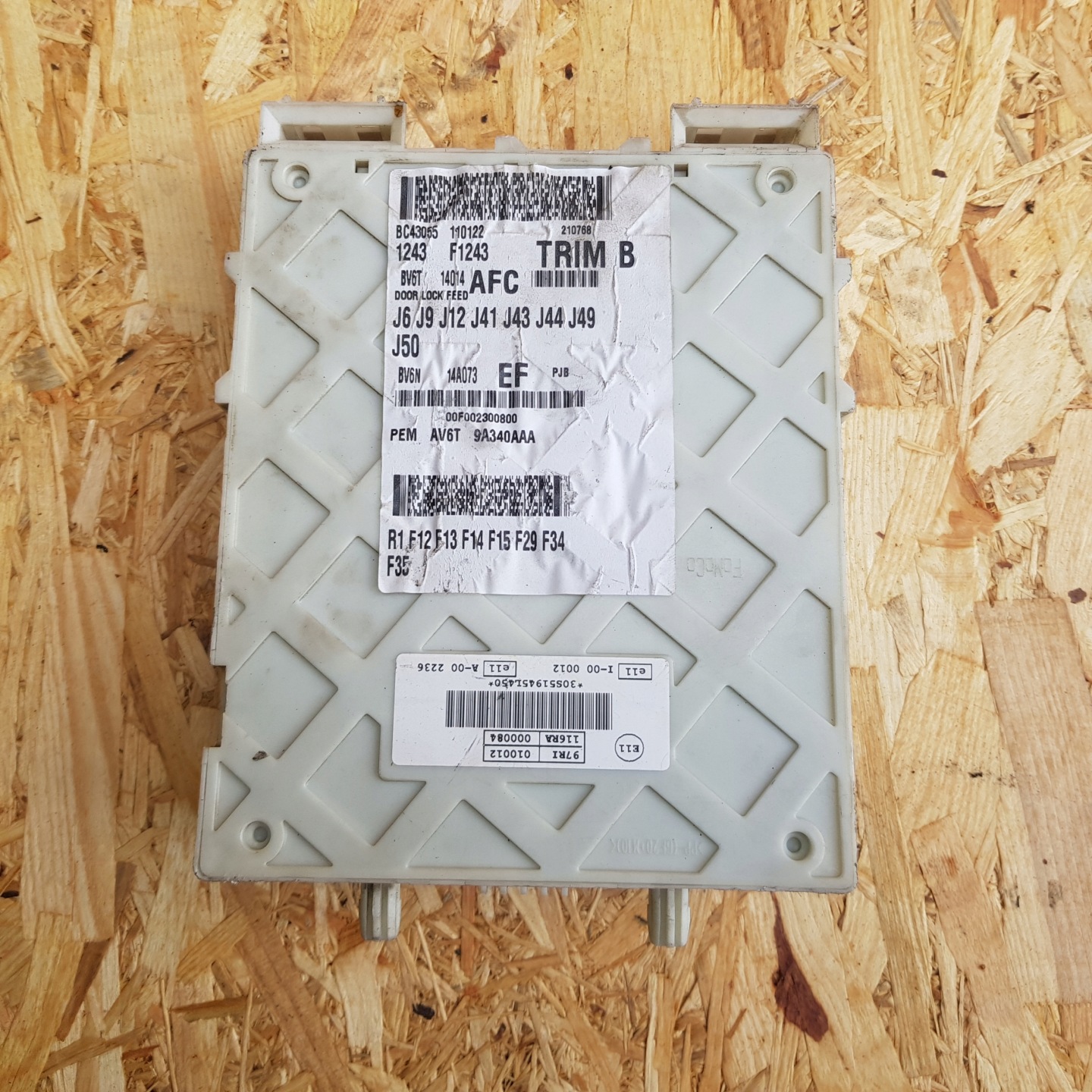 FORD FOCUS MK3 11-18R KOMBI HB Unité commande confort BSI BV6N14A073EF