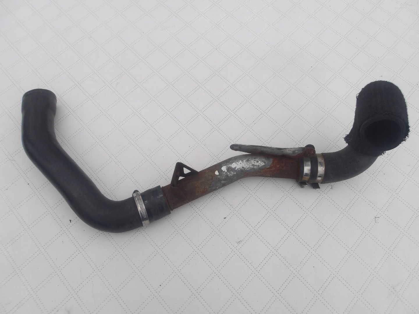 SUZUKI SX4 06-13 2.0 DDIS cijev interkulera crijevo prijenos OE
