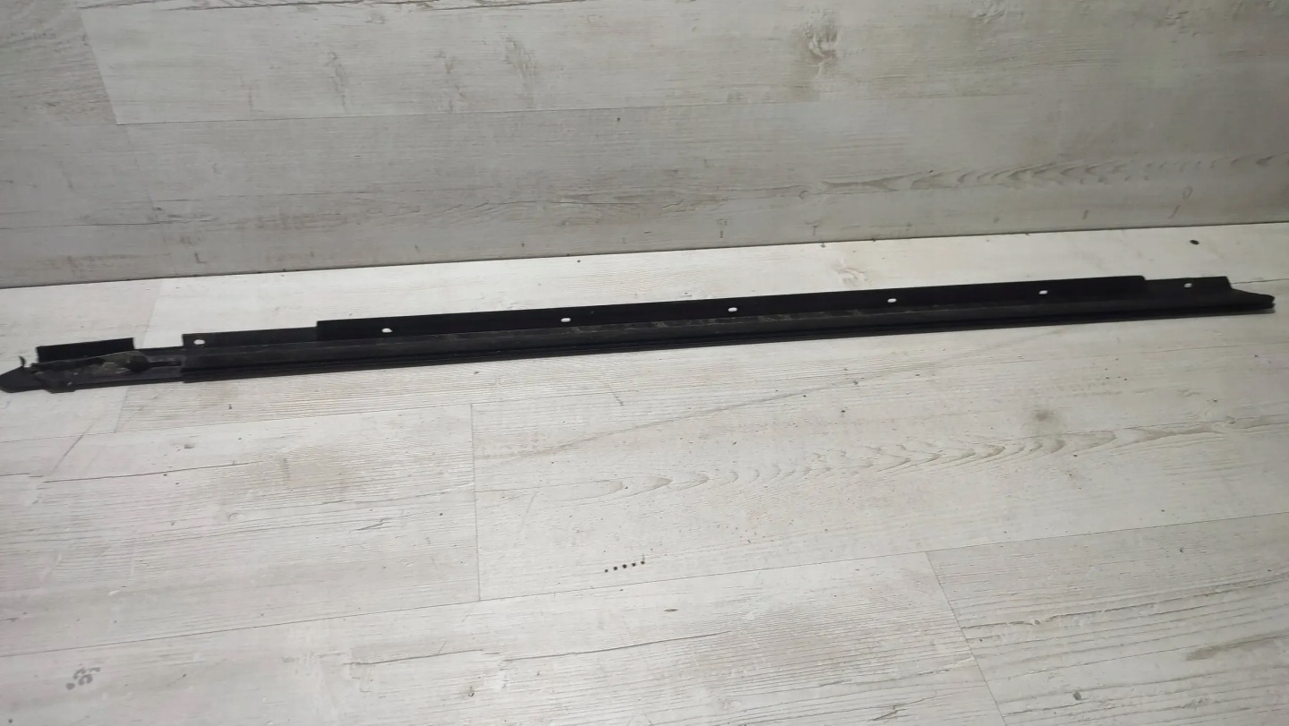 Audi TT 8J 13r 2.0tdi front side left moulding dust