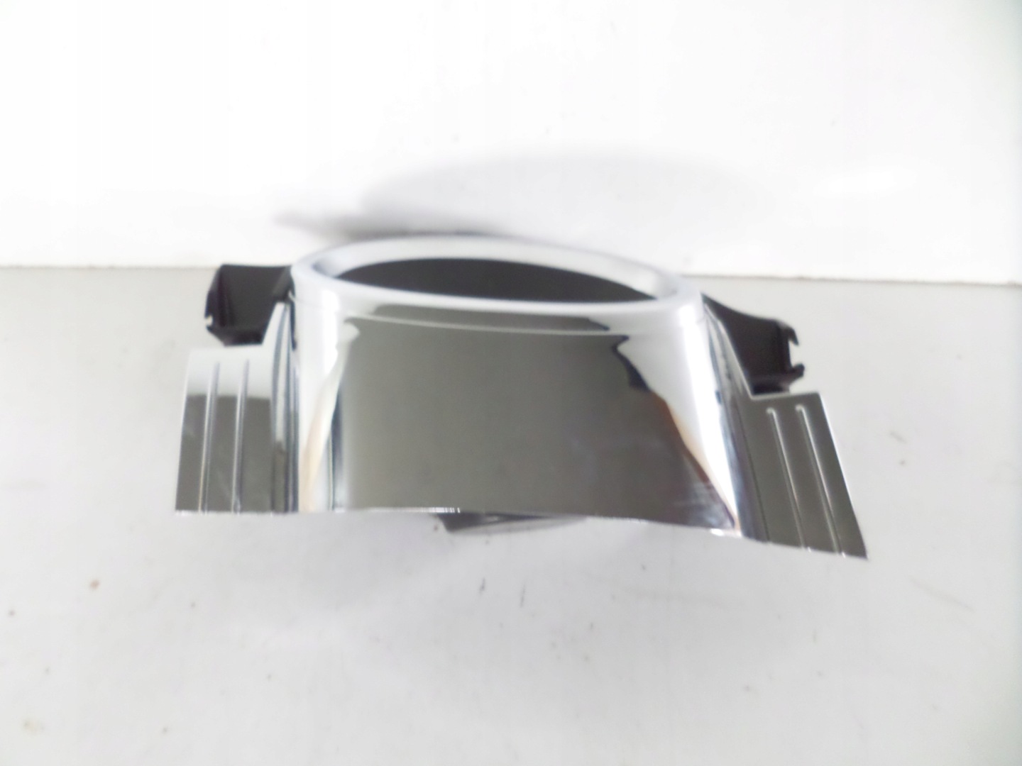 spoiler tlumika chrom right KIA SPORTAGE IV 18