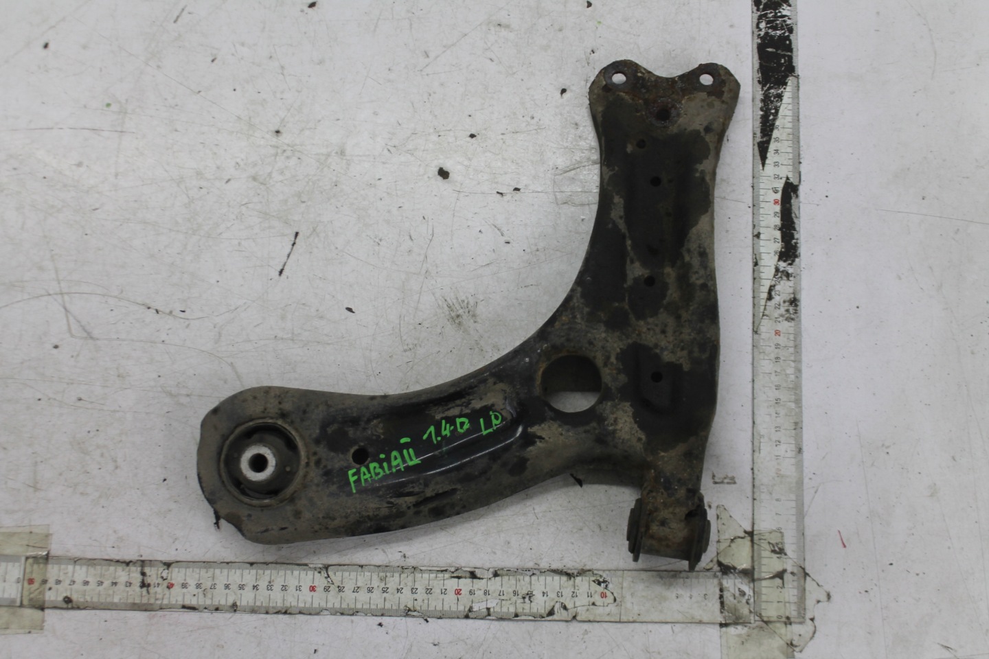 arm left front front SKODA FABIA II 06