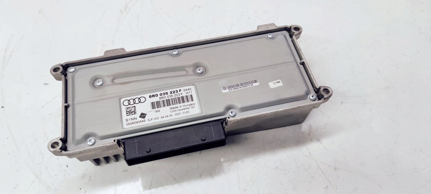 amplifier RADIA AUDIO AUDI A4 B8 A5 Q5 8R0035223F