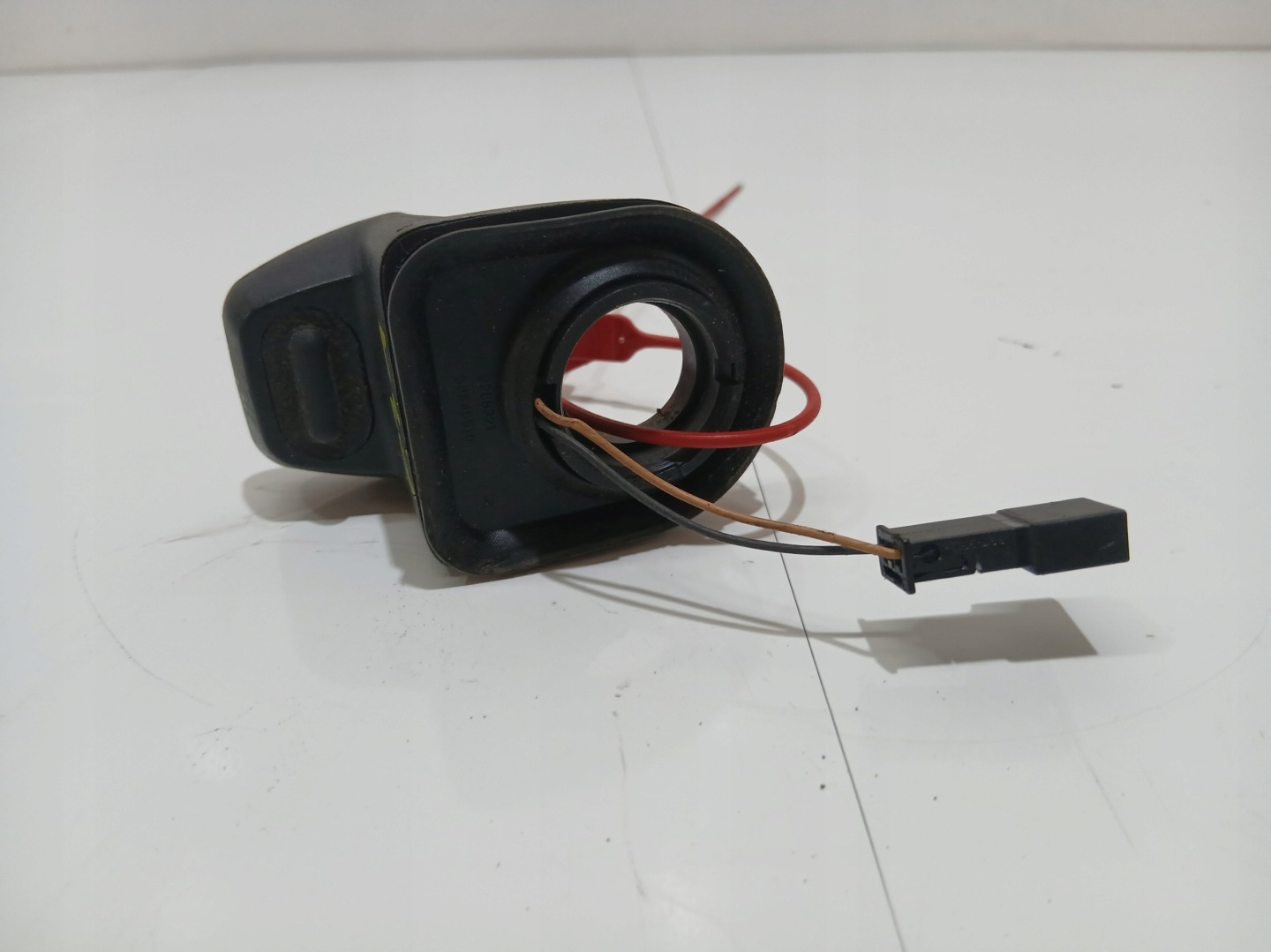 MIKROSTYK button bonnet boot BMW F31 OE 9288321 (24235208)