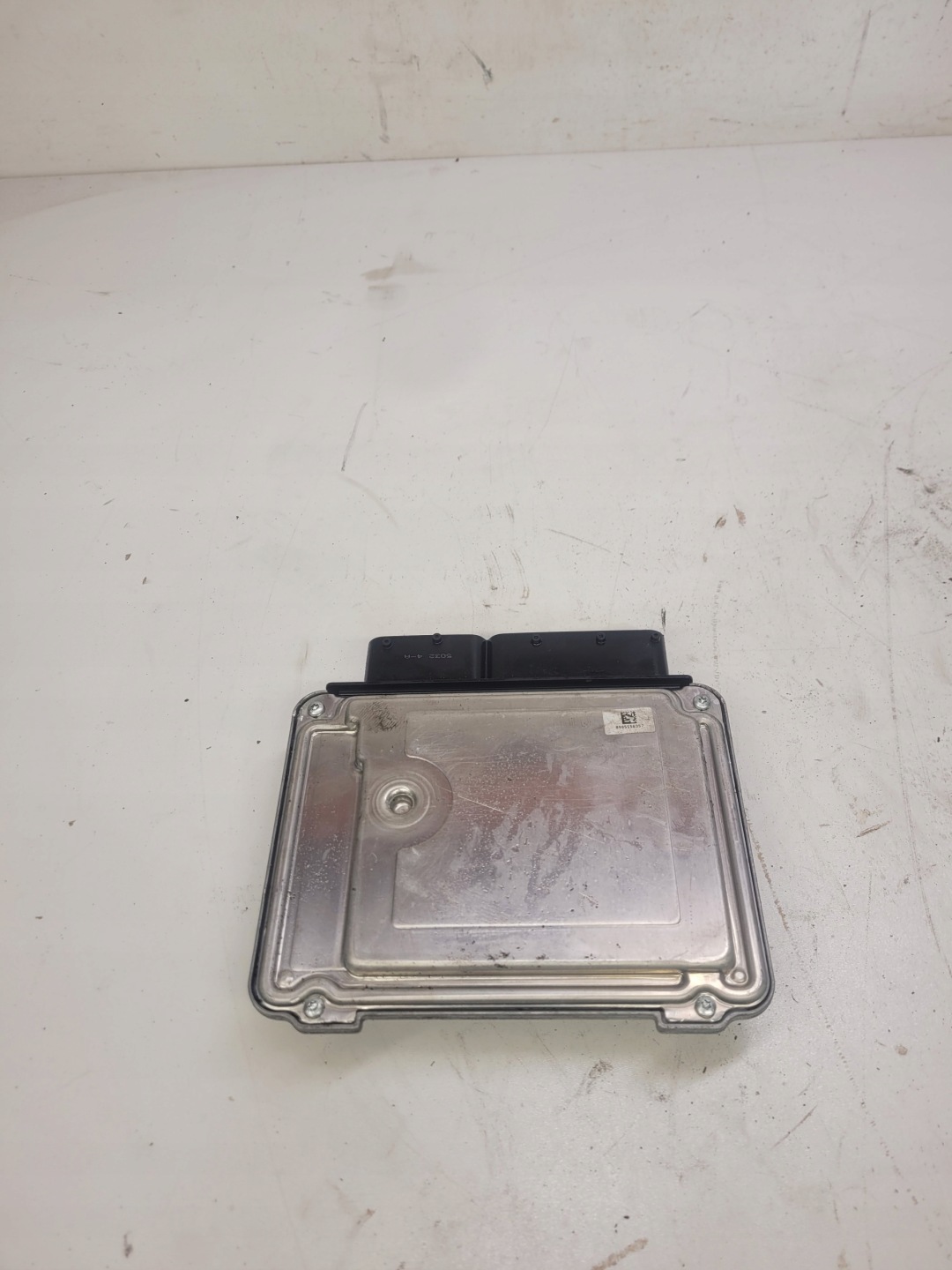 computer control unit of the engine AUDI 2.0 TD 03L906018KJ