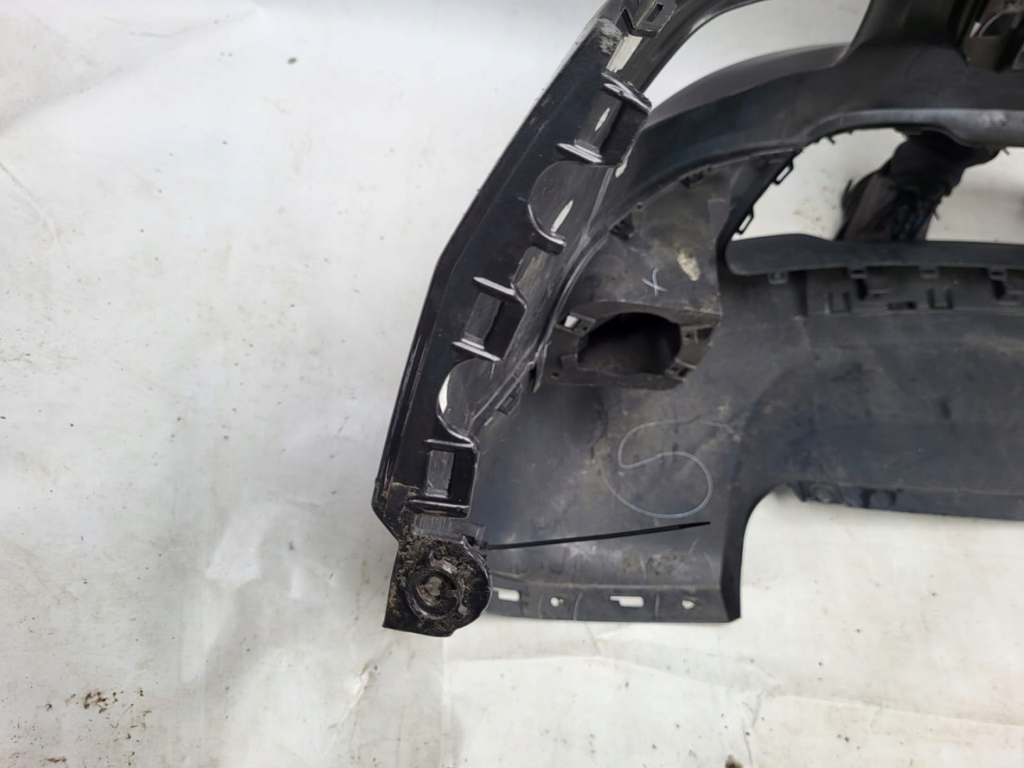 JEEP CHEROKEE V KL 13- bumper front front 5NJ52TRMAA