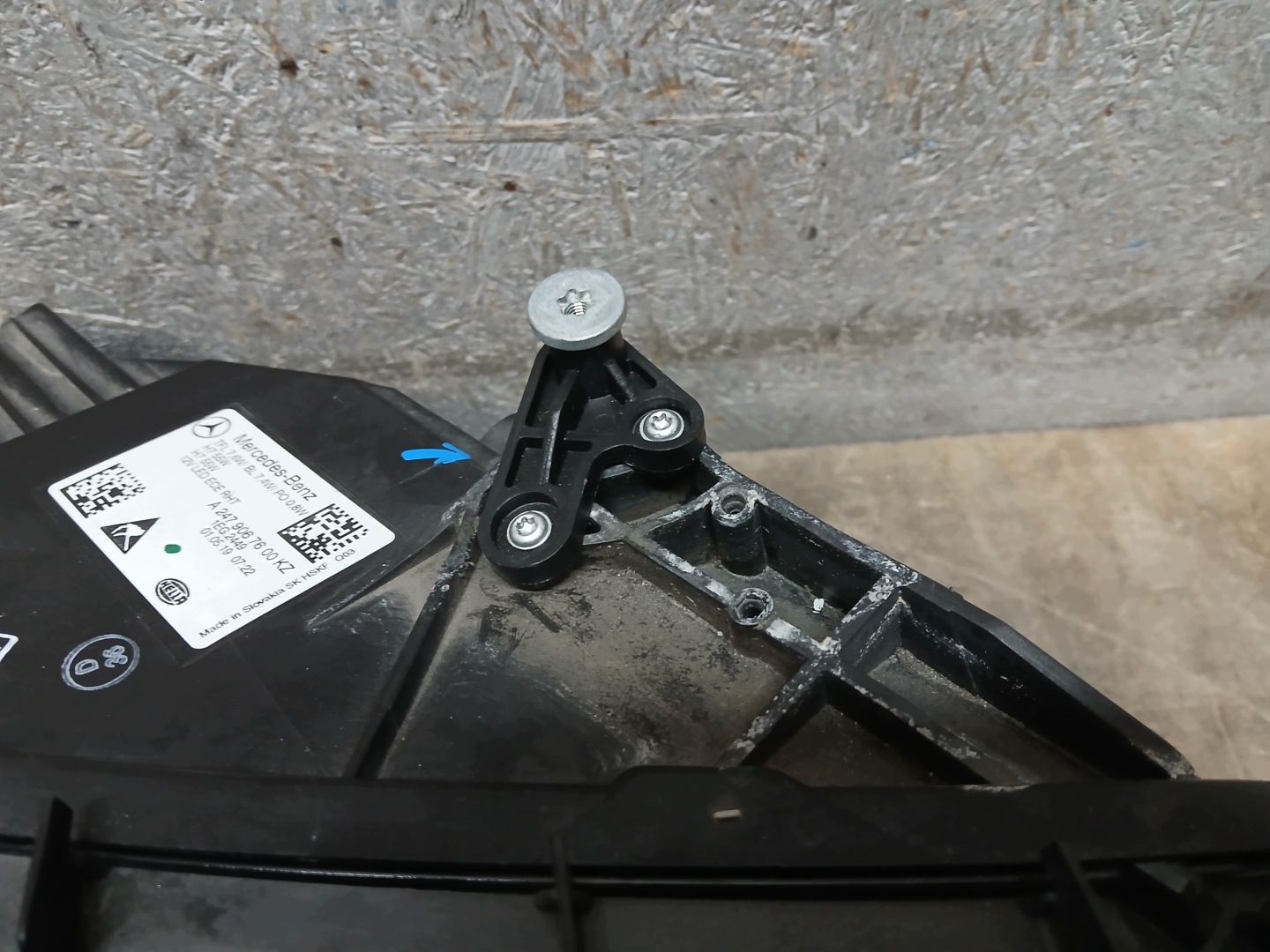 light front right MERCEDES B KLASA W247 A2479067600