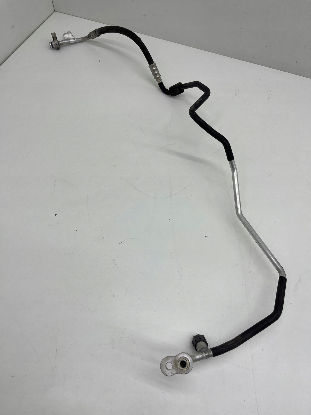 AUDI A6 C7 trubka hadice vedení klimatizaci CALY originál!