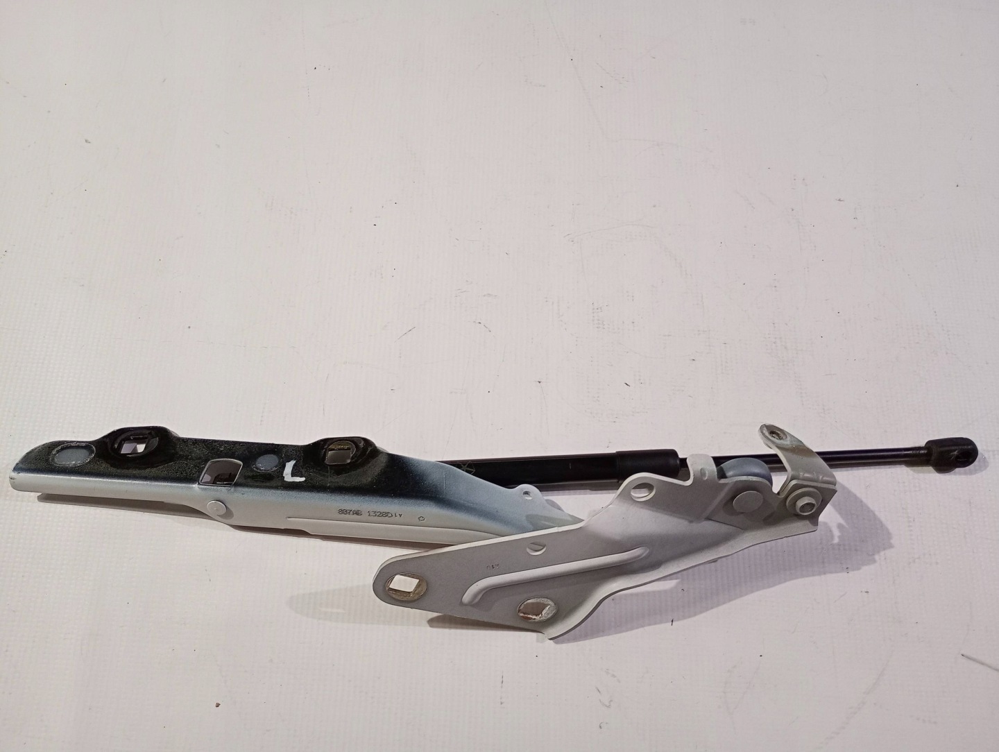 hinge damper bonnets pokrywy of the engine left Dodge RAM 1500 2019