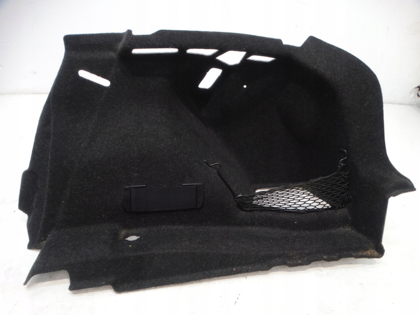 boot upholstery right rear part BMW F20 2013R. 51477249620