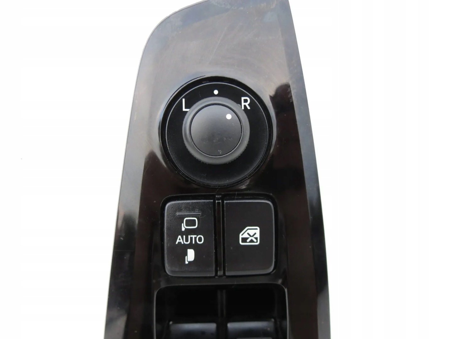 Mazda 3 III BM 2017 window control switch control panel of mirrors right front