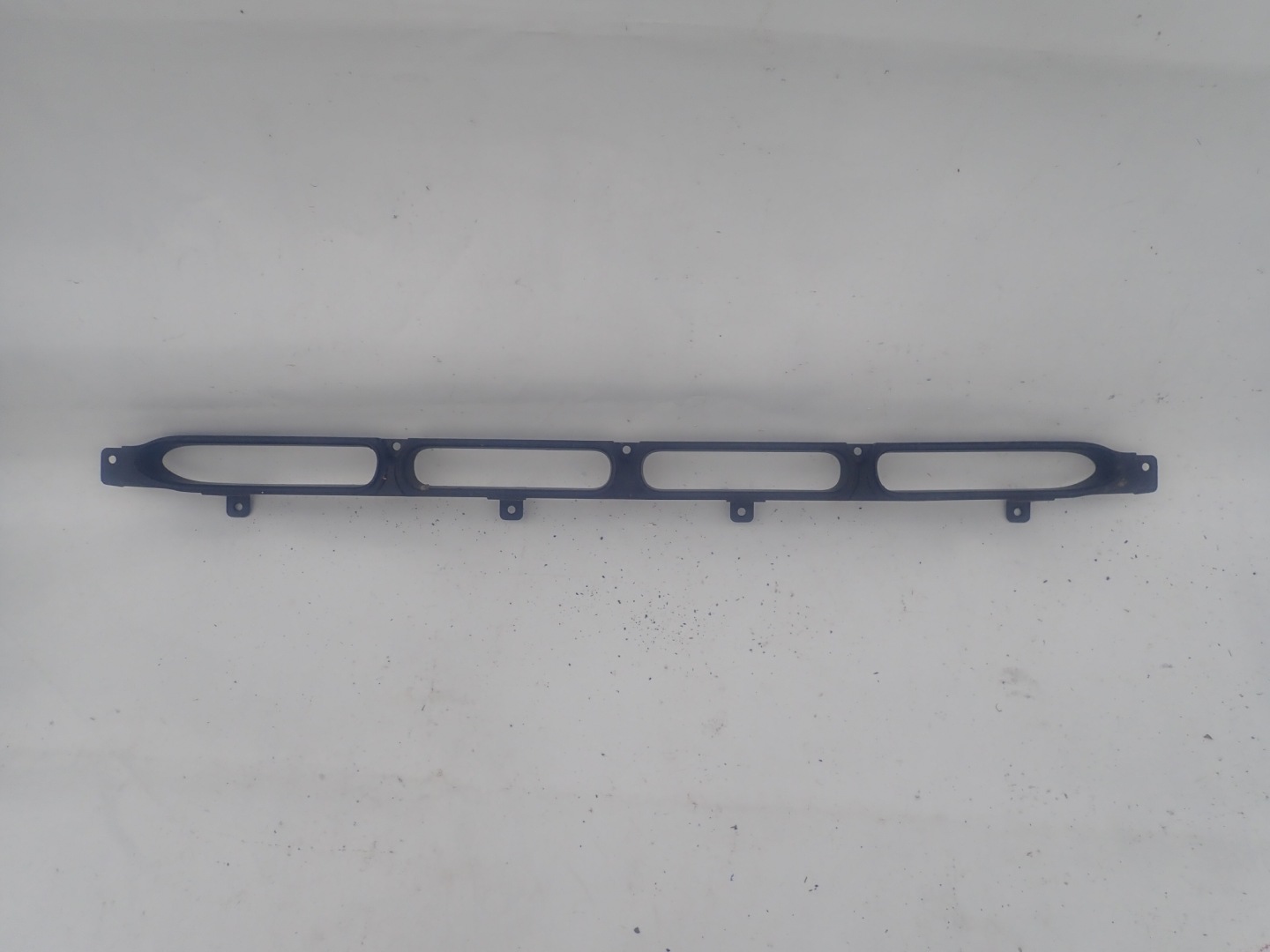 AUDI A6 C7 4G ALLROAD grid of a bumper front